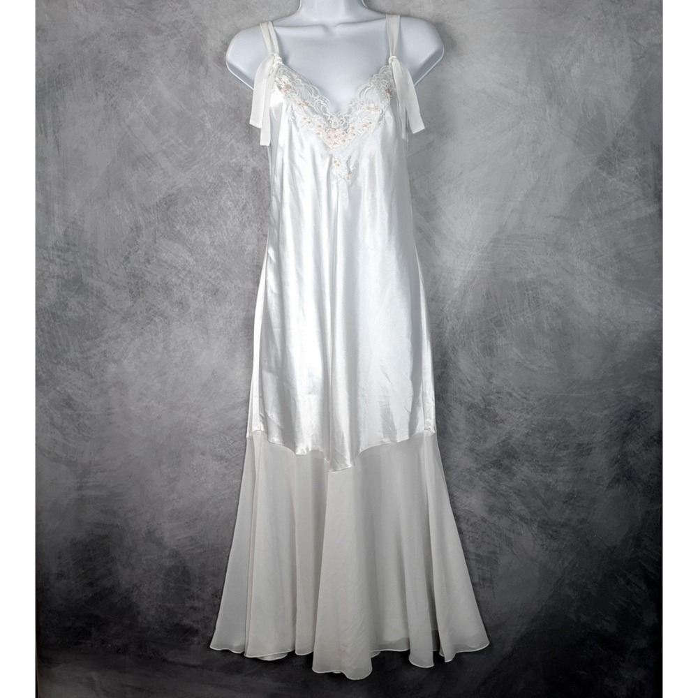 Vintage Fairy Chemise Gown Womens Small White Lace Maxi Romantic Whimsy Fairy